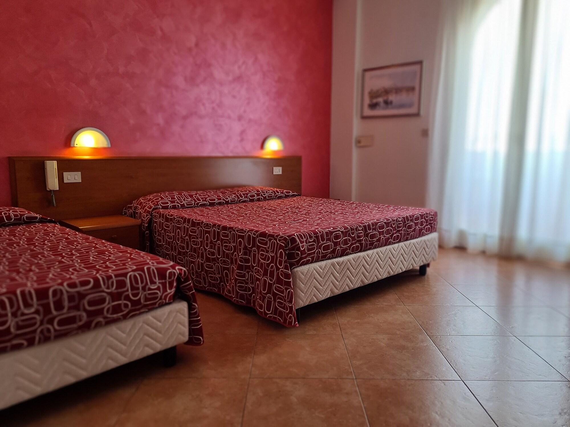 Hotel Alexander 3*