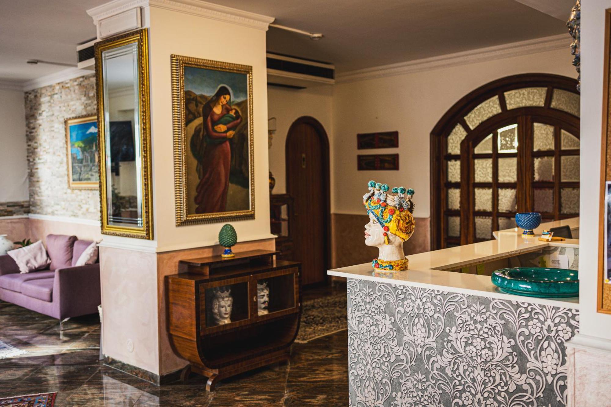 Hotel Alexander 3*